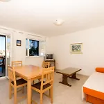 Marinana דירה Ražanj