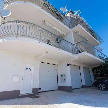 Apartmán Marinana *