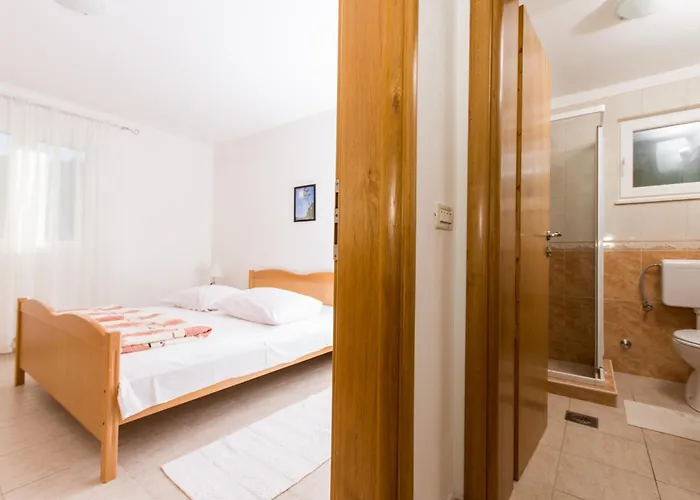 Apartment Marinana Razanj