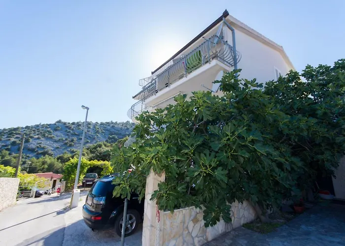 아파트 Marinana *